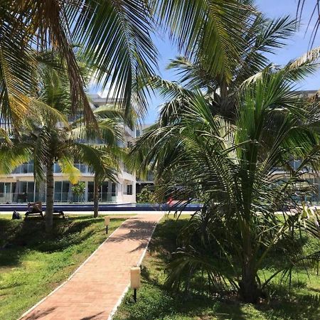 Trincomalee Ocean Front Condos Exterior photo